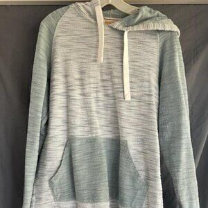 Free Planet Men's Green Hoodie